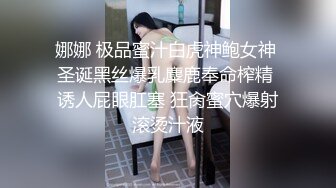 【新速片遞】  商场女厕全景厕拍蓝衣美眉⭐肥美的鲍鱼已开始变黑了