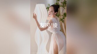 沙发无套狂操人妻，女方视角看着被射一身精液