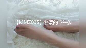 KTV女厕偷拍 蓝色长裙少妇漂亮的一线馒头B