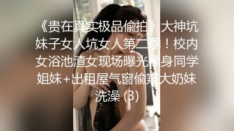 【极品轻熟女】少妇3P还是少妇放得开玩得花，与两个中年大叔玩3P十分淫乱，十分刺激！