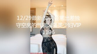 重磅 顶级绿播【茜宝】360°无死角大美女 自慰尿尿，粉嫩逼逼被抽插得皱眉头，看尿液怎么喷出来 (3)