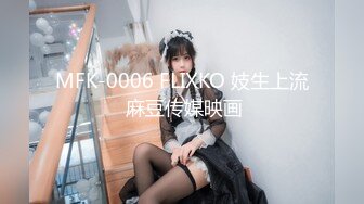 高颜值女神散步时被人尾随啪啪,说：快点操啊,操死我,