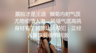 颜值不错少妇被两大汉3P啪啪，69互舔口交上位骑乘抽插，很是诱惑喜欢不要错过