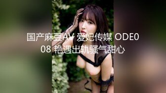 花臂紋身美乳小姐姐鏡頭前現場表演道具振動棒插穴自慰 全裸艷舞坐在椅子上張開雙腿猛烈抽插呻吟淫水氾濫全身顫抖 逼逼得被玩黑了 對白淫蕩