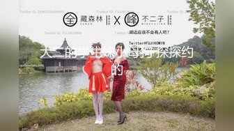 【新片速遞】  路边公厕全景偷拍长发美女的多毛小黑鲍